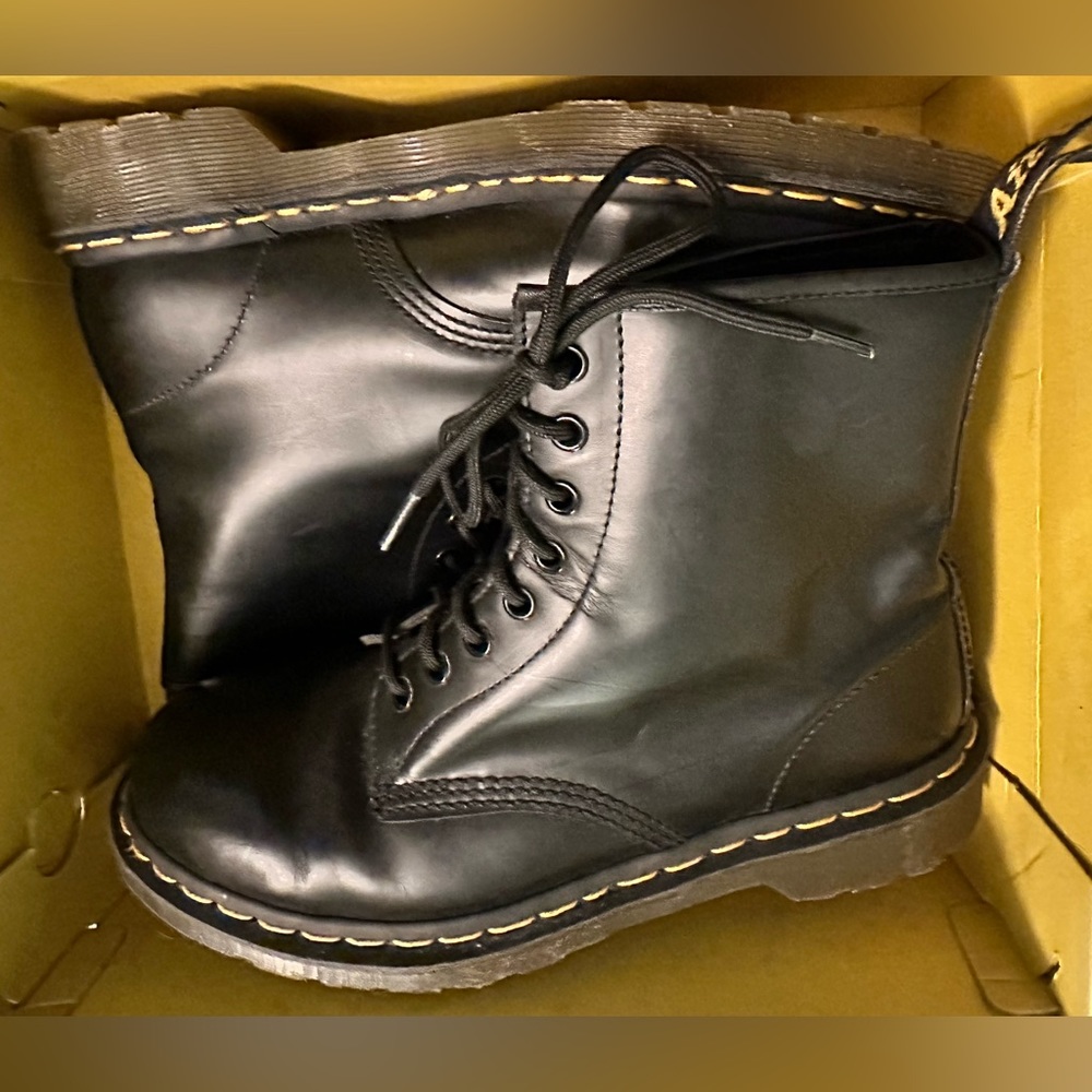 1460 smooth black Doc Martens from 2004. Lightly broken in and barely worn.